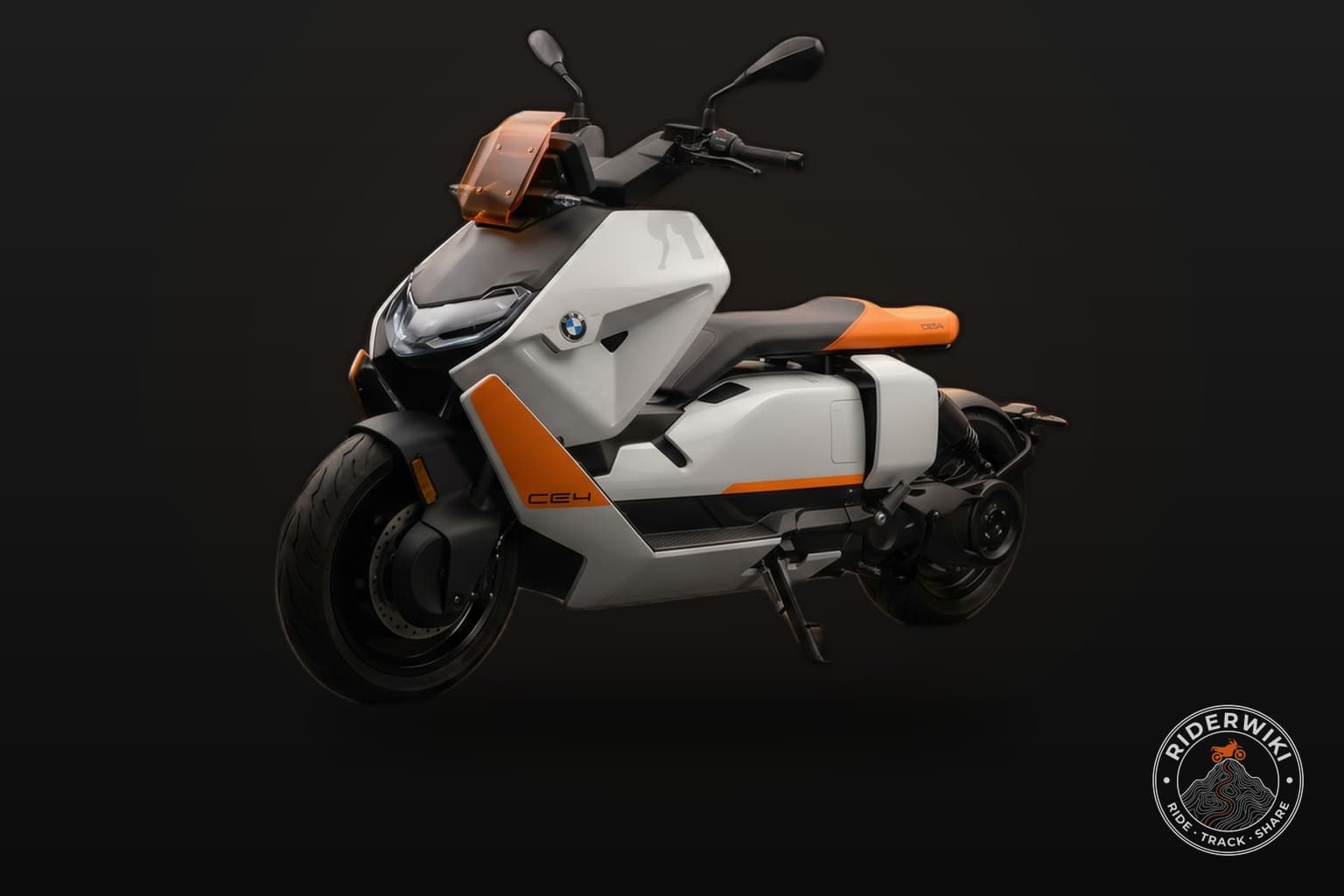 BMW CE 04