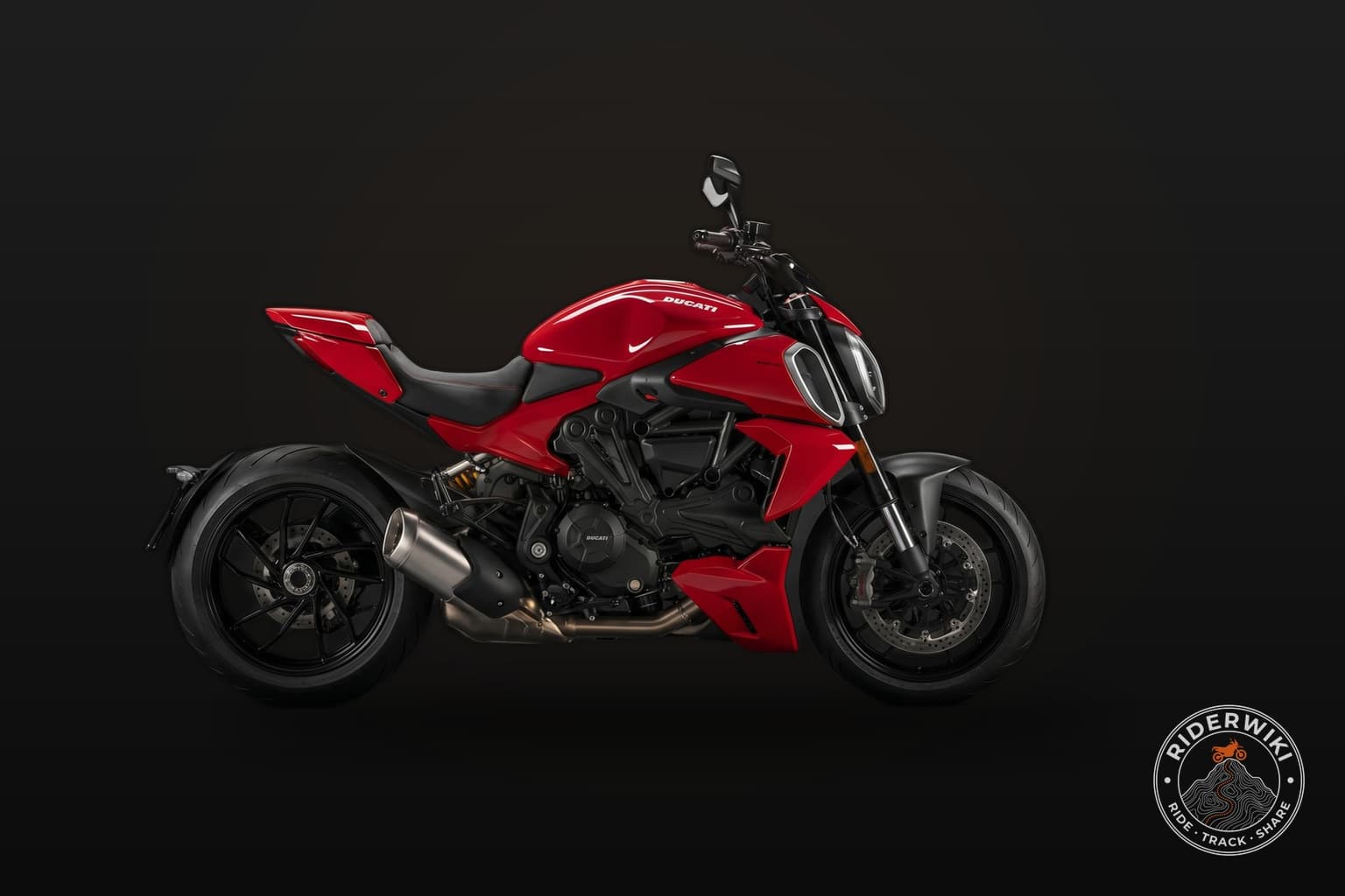 Ducati Diavel V4